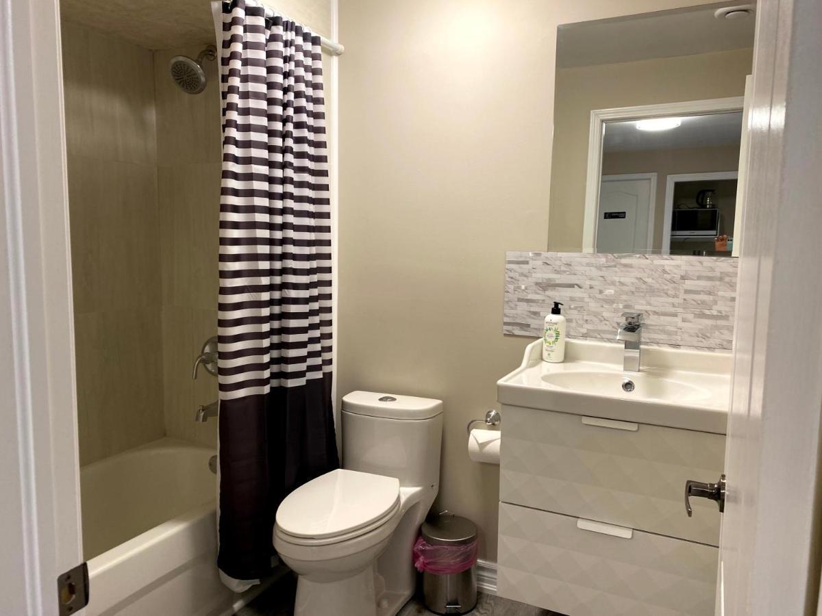 Entire Basement With 3 Bedrooms Niagara Falls Ngoại thất bức ảnh